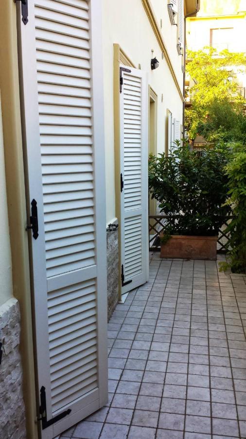 פסארו Villa Sante Residence מראה חיצוני תמונה